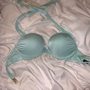 Victoria’s Secret bikini top